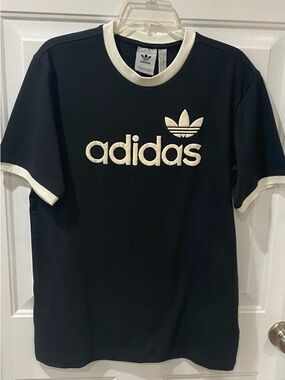 Adidas simple tee dark blue Tee with Cream Logo and Collar Trim NWT